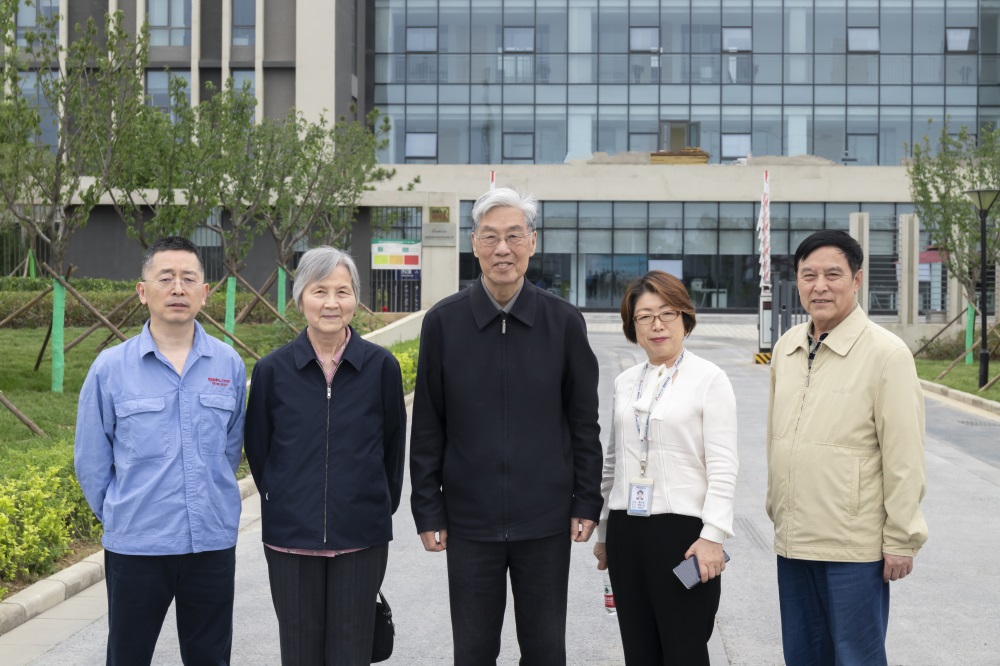 張全興院士參觀藍(lán)曉科技 張全興院士參觀藍(lán)曉科技