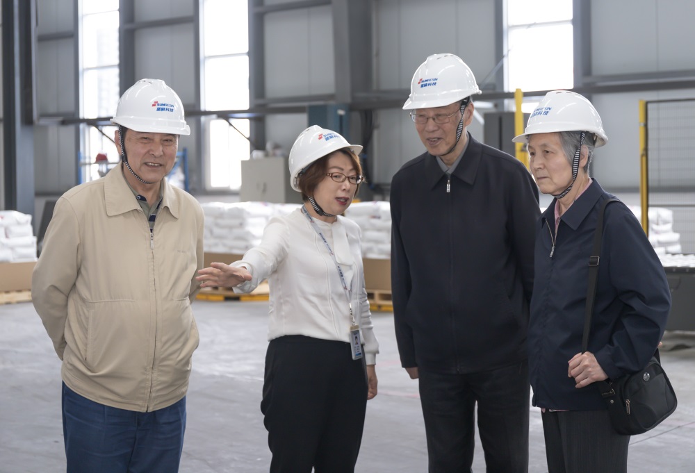 1620899460416745.jpeg 張全興院士參觀藍(lán)曉科技3.jpg