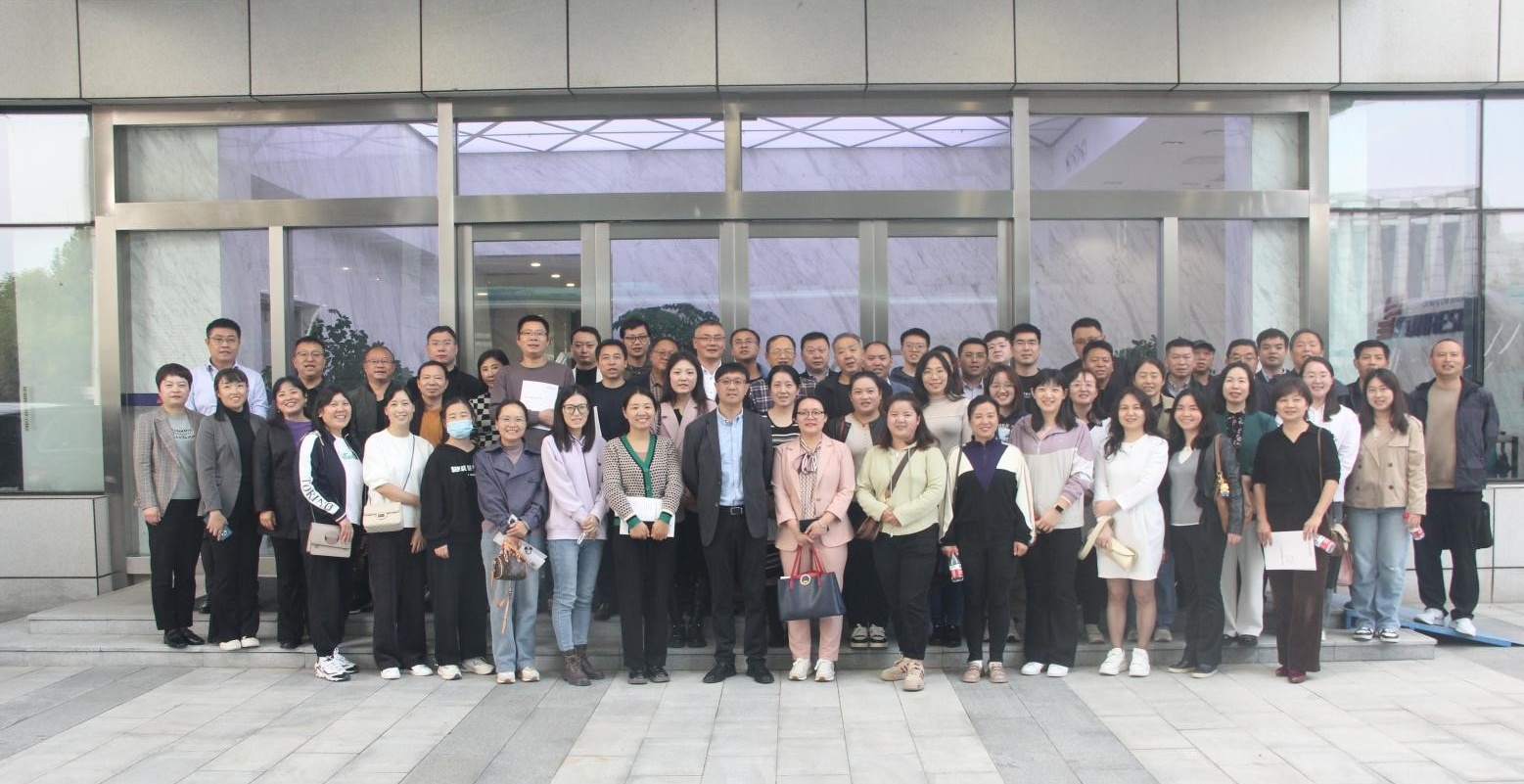 以互學拓思路 以交流促發展 以互學拓思路 以交流促發展